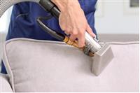 Giặt sofa da tại nhà như chuyên gia