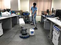 Bao lâu bạn nên giặt thảm văn phòng một lần?