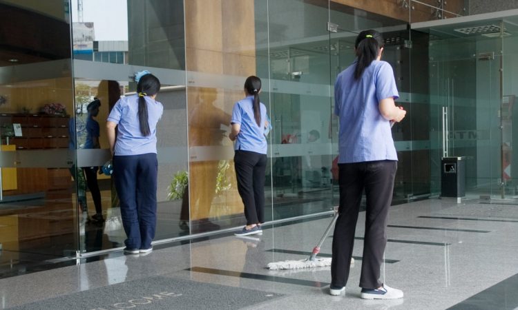 Quy trình làm việc dịch vụ vệ sinh nhà cửa