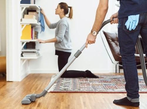 Thuê dịch vụ vệ sinh nhà cửa theo giờ uy tín