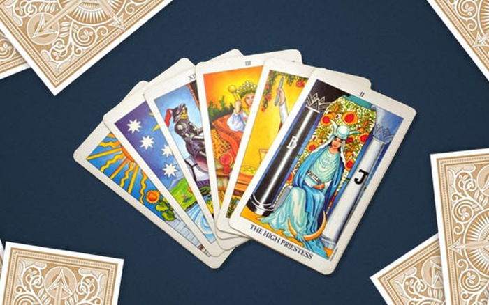 bói bài tarot tình yêu 4 lá